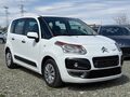 <div style='margin-bottom: 5px; font-size: 14px; color: #000000;'><div style='float: left;'><b>Citroen</b> C3 Picasso</div><div style='float: right;'>6 000<div style='text-align: right; font-size: 12px; font-weight: normal;'>ЛЕВА</div></div><div style='clear: both;'></div></div><img src=//vsichkikoli.com/img/obiavi/2025-11-01/car-760ee05da11595850de182f78f3a6846.jpg>