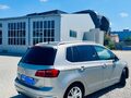<div style='margin-bottom: 5px; font-size: 14px; color: #000000;'><div style='float: left;'><b>VW</b> Golf Sportsvan</div><div style='float: right;'>16 499<div style='text-align: right; font-size: 12px; font-weight: normal;'>ЛЕВА</div></div><div style='clear: both;'></div></div><img src=//vsichkikoli.com/img/obiavi/2025-10-13/car-ded191e19fe53188613d242627c86f92.jpg>