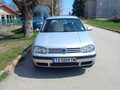 <div style='margin-bottom: 5px; font-size: 14px; color: #000000;'><div style='float: left;'><b>VW</b> Golf</div><div style='float: right;'>3 200<div style='text-align: right; font-size: 12px; font-weight: normal;'>ЛЕВА</div></div><div style='clear: both;'></div></div><img src=//vsichkikoli.com/img/obiavi/2025-10-14/car-4889da90943c4724599b6c33e7bcb436.jpg>