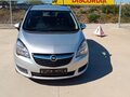 <div style='margin-bottom: 5px; font-size: 14px; color: #000000;'><div style='float: left;'><b>Opel</b> Meriva</div><div style='float: right;'>10 499<div style='text-align: right; font-size: 12px; font-weight: normal;'>ЛЕВА</div></div><div style='clear: both;'></div></div><img src=//vsichkikoli.com/img/obiavi/2025-10-15/car-1c59fc65b353eec680dfa4b01594188c.jpg>