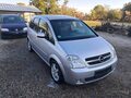 <div style='margin-bottom: 5px; font-size: 14px; color: #000000;'><div style='float: left;'><b>Opel</b> Meriva</div><div style='float: right;'>2 350<div style='text-align: right; font-size: 12px; font-weight: normal;'>ЛЕВА</div></div><div style='clear: both;'></div></div><img src=//vsichkikoli.com/img/obiavi/2025-10-16/car-67ed1e0a7a7c544cf1a4df66405eda35.jpg>