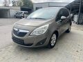 <div style='margin-bottom: 5px; font-size: 14px; color: #000000;'><div style='float: left;'><b>Opel</b> Meriva</div><div style='float: right;'>7 000<div style='text-align: right; font-size: 12px; font-weight: normal;'>ЛЕВА</div></div><div style='clear: both;'></div></div><img src=//vsichkikoli.com/img/obiavi/2025-10-17/car-e78b4a5487347a370f037bc07ff8797b.jpg>