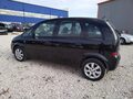 <div style='margin-bottom: 5px; font-size: 14px; color: #000000;'><div style='float: left;'><b>Opel</b> Meriva</div><div style='float: right;'>3 900<div style='text-align: right; font-size: 12px; font-weight: normal;'>ЛЕВА</div></div><div style='clear: both;'></div></div><img src=//vsichkikoli.com/img/obiavi/2025-10-17/car-6c7d2be01c97a373cd4be3310561c44a.jpg>