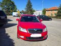 <div style='margin-bottom: 5px; font-size: 14px; color: #000000;'><div style='float: left;'><b>Skoda</b> Octavia</div><div style='float: right;'>11 000<div style='text-align: right; font-size: 12px; font-weight: normal;'>ЛЕВА</div></div><div style='clear: both;'></div></div><img src=//vsichkikoli.com/img/obiavi/2025-10-17/car-68d31d9ddfc743bf5ae11d7ee2378d04.jpg>