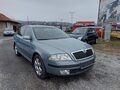 <div style='margin-bottom: 5px; font-size: 14px; color: #000000;'><div style='float: left;'><b>Skoda</b> Octavia</div><div style='float: right;'>6 490<div style='text-align: right; font-size: 12px; font-weight: normal;'>ЛЕВА</div></div><div style='clear: both;'></div></div><img src=//vsichkikoli.com/img/obiavi/2025-10-19/car-46a2aafcd4777ebf872dee9924de5ad0.jpg>