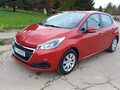 <div style='margin-bottom: 5px; font-size: 14px; color: #000000;'><div style='float: left;'><b>Peugeot</b> 208</div><div style='float: right;'>9 990<div style='text-align: right; font-size: 12px; font-weight: normal;'>ЛЕВА</div></div><div style='clear: both;'></div></div><img src=//vsichkikoli.com/img/obiavi/2025-10-19/car-76ee925e9d185e2d0aba25b5781d3032.jpg>