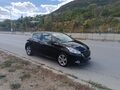 <div style='margin-bottom: 5px; font-size: 14px; color: #000000;'><div style='float: left;'><b>Peugeot</b> 208</div><div style='float: right;'>13 600<div style='text-align: right; font-size: 12px; font-weight: normal;'>ЛЕВА</div></div><div style='clear: both;'></div></div><img src=//vsichkikoli.com/img/obiavi/2025-10-19/car-4a6bdaf5cc6612fa370d66a1ff9743da.jpg>