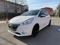 <div style='margin-bottom: 5px; font-size: 14px; color: #000000;'><div style='float: left;'><b>Peugeot</b> 208</div><div style='float: right;'>15 500<div style='text-align: right; font-size: 12px; font-weight: normal;'>ЛЕВА</div></div><div style='clear: both;'></div></div><img src=//vsichkikoli.com/img/obiavi/2025-10-21/car-c7c1e8b191c2e45012f0ad2b1ce92a27.jpg>