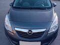 <div style='margin-bottom: 5px; font-size: 14px; color: #000000;'><div style='float: left;'><b>Opel</b> Meriva</div><div style='float: right;'>9 200<div style='text-align: right; font-size: 12px; font-weight: normal;'>ЛЕВА</div></div><div style='clear: both;'></div></div><img src=//vsichkikoli.com/img/obiavi/2025-10-22/car-59adf714fc85261151b21de8aa508ba2.jpg>