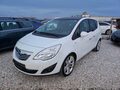 <div style='margin-bottom: 5px; font-size: 14px; color: #000000;'><div style='float: left;'><b>Opel</b> Meriva</div><div style='float: right;'>7 800<div style='text-align: right; font-size: 12px; font-weight: normal;'>ЛЕВА</div></div><div style='clear: both;'></div></div><img src=//vsichkikoli.com/img/obiavi/2025-10-22/car-4cd0ac31709f20f1f4272120378f761a.jpg>