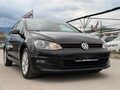 <div style='margin-bottom: 5px; font-size: 14px; color: #000000;'><div style='float: left;'><b>VW</b> Golf</div><div style='float: right;'>17 555<div style='text-align: right; font-size: 12px; font-weight: normal;'>ЛЕВА</div></div><div style='clear: both;'></div></div><img src=//vsichkikoli.com/img/obiavi/2025-10-23/car-7d28b6ba5028c3f08d674dd3a4fdf349.jpg>