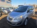 <div style='margin-bottom: 5px; font-size: 14px; color: #000000;'><div style='float: left;'><b>Opel</b> Meriva</div><div style='float: right;'>7 499<div style='text-align: right; font-size: 12px; font-weight: normal;'>ЛЕВА</div></div><div style='clear: both;'></div></div><img src=//vsichkikoli.com/img/obiavi/2025-10-24/car-cca38b7c96c863e2cdb5f5e2c4add31b.jpg>