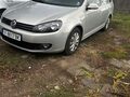 <div style='margin-bottom: 5px; font-size: 14px; color: #000000;'><div style='float: left;'><b>VW</b> Golf</div><div style='float: right;'>8 300<div style='text-align: right; font-size: 12px; font-weight: normal;'>ЛЕВА</div></div><div style='clear: both;'></div></div><img src=//vsichkikoli.com/img/obiavi/2025-10-24/car-2b681b3dcdb3e191052aa234ca728d71.jpg>