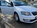 <div style='margin-bottom: 5px; font-size: 14px; color: #000000;'><div style='float: left;'><b>Skoda</b> Octavia</div><div style='float: right;'>15 300<div style='text-align: right; font-size: 12px; font-weight: normal;'>ЛЕВА</div></div><div style='clear: both;'></div></div><img src=//vsichkikoli.com/img/obiavi/2025-10-25/car-a61b5439e397c3e3c6c206d05096791f.jpg>