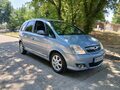<div style='margin-bottom: 5px; font-size: 14px; color: #000000;'><div style='float: left;'><b>Opel</b> Meriva</div><div style='float: right;'>3 600<div style='text-align: right; font-size: 12px; font-weight: normal;'>ЛЕВА</div></div><div style='clear: both;'></div></div><img src=//vsichkikoli.com/img/obiavi/2025-10-25/car-c93e2d2dc0dad4883cd5afa824bd69ec.jpg>