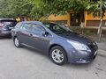 <div style='margin-bottom: 5px; font-size: 14px; color: #000000;'><div style='float: left;'><b>Toyota</b> Avensis</div><div style='float: right;'>15 500<div style='text-align: right; font-size: 12px; font-weight: normal;'>ЛЕВА</div></div><div style='clear: both;'></div></div><img src=//vsichkikoli.com/img/obiavi/2025-10-25/car-ce6ce3d81b72bb74addfbdec01ff6c91.jpg>