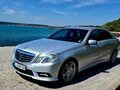 <div style='margin-bottom: 5px; font-size: 14px; color: #000000;'><div style='float: left;'><b>Mercedes-Benz</b> E 350</div><div style='float: right;'>16 000<div style='text-align: right; font-size: 12px; font-weight: normal;'>ЛЕВА</div></div><div style='clear: both;'></div></div><img src=//vsichkikoli.com/img/obiavi/2025-10-25/car-f1fdd7d0ed37ba62b24b9f2bcf09202e.jpg>