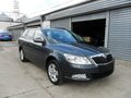 <div style='margin-bottom: 5px; font-size: 14px; color: #000000;'><div style='float: left;'><b>Skoda</b> Octavia</div><div style='float: right;'>7 900<div style='text-align: right; font-size: 12px; font-weight: normal;'>ЛЕВА</div></div><div style='clear: both;'></div></div><img src=//vsichkikoli.com/img/obiavi/2025-10-25/car-13ddb7831a27269c7a29ceaca18bdfec.jpg>
