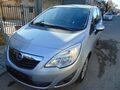 <div style='margin-bottom: 5px; font-size: 14px; color: #000000;'><div style='float: left;'><b>Opel</b> Meriva</div><div style='float: right;'>6 999<div style='text-align: right; font-size: 12px; font-weight: normal;'>ЛЕВА</div></div><div style='clear: both;'></div></div><img src=//vsichkikoli.com/img/obiavi/2025-10-26/car-7186d14a7b626a1403104638de620abd.jpg>