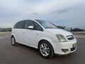 <div style='margin-bottom: 5px; font-size: 14px; color: #000000;'><div style='float: left;'><b>Opel</b> Meriva</div><div style='float: right;'>4 900<div style='text-align: right; font-size: 12px; font-weight: normal;'>ЛЕВА</div></div><div style='clear: both;'></div></div><img src=//vsichkikoli.com/img/obiavi/2025-10-26/car-fddb990d518e913fb30be7f977d0187d.jpg>