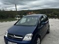 <div style='margin-bottom: 5px; font-size: 14px; color: #000000;'><div style='float: left;'><b>Opel</b> Meriva</div><div style='float: right;'>2 100<div style='text-align: right; font-size: 12px; font-weight: normal;'>ЛЕВА</div></div><div style='clear: both;'></div></div><img src=//vsichkikoli.com/img/obiavi/2025-10-26/car-d3d39fb09558cd16400a88fd5ec2f4d4.jpg>