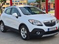 <div style='margin-bottom: 5px; font-size: 14px; color: #000000;'><div style='float: left;'><b>Opel</b> Mokka</div><div style='float: right;'>13 900<div style='text-align: right; font-size: 12px; font-weight: normal;'>ЛЕВА</div></div><div style='clear: both;'></div></div><img src=//vsichkikoli.com/img/obiavi/2025-10-26/car-74e7a7c49ea5d797d14648f9bd3e0ac4.jpg>