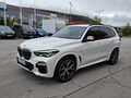 <div style='margin-bottom: 5px; font-size: 14px; color: #000000;'><div style='float: left;'><b>BMW</b> X5</div><div style='float: right;'>89 000<div style='text-align: right; font-size: 12px; font-weight: normal;'>ЛЕВА</div></div><div style='clear: both;'></div></div><img src=//vsichkikoli.com/img/obiavi/2025-10-26/car-0c4422b65e602803b0f17a7084548acd.jpg>
