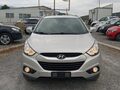 <div style='margin-bottom: 5px; font-size: 14px; color: #000000;'><div style='float: left;'><b>Hyundai</b> ix35</div><div style='float: right;'>13 950<div style='text-align: right; font-size: 12px; font-weight: normal;'>ЛЕВА</div></div><div style='clear: both;'></div></div><img src=//vsichkikoli.com/img/obiavi/2025-10-26/car-61b078e090a929718cde233970f03bf0.jpg>