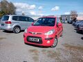 <div style='margin-bottom: 5px; font-size: 14px; color: #000000;'><div style='float: left;'><b>Hyundai</b> i10</div><div style='float: right;'>3 950<div style='text-align: right; font-size: 12px; font-weight: normal;'>ЛЕВА</div></div><div style='clear: both;'></div></div><img src=//vsichkikoli.com/img/obiavi/2025-10-26/car-47872d31a97792c117f5e21c25533657.jpg>