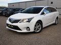 <div style='margin-bottom: 5px; font-size: 14px; color: #000000;'><div style='float: left;'><b>Toyota</b> Avensis</div><div style='float: right;'>12 900<div style='text-align: right; font-size: 12px; font-weight: normal;'>ЛЕВА</div></div><div style='clear: both;'></div></div><img src=//vsichkikoli.com/img/obiavi/2025-10-27/car-184a36108fc89b1f7006c19633268fcb.jpg>