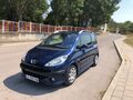 <div style='margin-bottom: 5px; font-size: 14px; color: #000000;'><div style='float: left;'><b>Peugeot</b> 1007</div><div style='float: right;'>4 100<div style='text-align: right; font-size: 12px; font-weight: normal;'>ЛЕВА</div></div><div style='clear: both;'></div></div><img src=//vsichkikoli.com/img/obiavi/2025-10-27/car-c95ede85e046f680ccc11c4290439957.jpg>