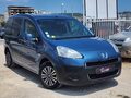 <div style='margin-bottom: 5px; font-size: 14px; color: #000000;'><div style='float: left;'><b>Peugeot</b> Partner</div><div style='float: right;'>11 999<div style='text-align: right; font-size: 12px; font-weight: normal;'>ЛЕВА</div></div><div style='clear: both;'></div></div><img src=//vsichkikoli.com/img/obiavi/2025-10-28/car-1047f72e510a3adff4807276e5f3ccd4.jpg>