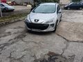 <div style='margin-bottom: 5px; font-size: 14px; color: #000000;'><div style='float: left;'><b>Peugeot</b> 308 SW</div><div style='float: right;'>3 200<div style='text-align: right; font-size: 12px; font-weight: normal;'>ЛЕВА</div></div><div style='clear: both;'></div></div><img src=//vsichkikoli.com/img/obiavi/2025-10-28/car-1ebbc45c5e7c0b382a01d049fb5d1405.jpg>