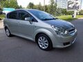 <div style='margin-bottom: 5px; font-size: 14px; color: #000000;'><div style='float: left;'><b>Toyota</b> Corolla Verso</div><div style='float: right;'>8 999<div style='text-align: right; font-size: 12px; font-weight: normal;'>ЛЕВА</div></div><div style='clear: both;'></div></div><img src=//vsichkikoli.com/img/obiavi/2025-10-28/car-d9515e7b457e9e34b3d391ea98fec95f.jpg>