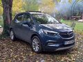 <div style='margin-bottom: 5px; font-size: 14px; color: #000000;'><div style='float: left;'><b>Opel</b> Mokka X</div><div style='float: right;'>24 000<div style='text-align: right; font-size: 12px; font-weight: normal;'>ЛЕВА</div></div><div style='clear: both;'></div></div><img src=//vsichkikoli.com/img/obiavi/2025-10-28/car-2c95356ab3d79d77fa3d9ebf4c2e0cf9.jpg>