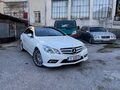 <div style='margin-bottom: 5px; font-size: 14px; color: #000000;'><div style='float: left;'><b>Mercedes-Benz</b> E 350</div><div style='float: right;'>20 499<div style='text-align: right; font-size: 12px; font-weight: normal;'>ЛЕВА</div></div><div style='clear: both;'></div></div><img src=//vsichkikoli.com/img/obiavi/2025-10-29/car-bb212be890a47f13a6d78f3163b11066.jpg>