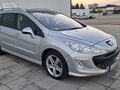 <div style='margin-bottom: 5px; font-size: 14px; color: #000000;'><div style='float: left;'><b>Peugeot</b> 308 SW</div><div style='float: right;'>5 700<div style='text-align: right; font-size: 12px; font-weight: normal;'>ЛЕВА</div></div><div style='clear: both;'></div></div><img src=//vsichkikoli.com/img/obiavi/2025-10-31/car-9ca3bfff468ead2327294320136ffe17.jpg>